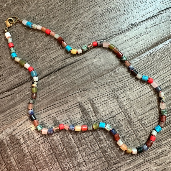 Handmade hand knotted little stone cylinder layering necklace. - Picture 6 of 8